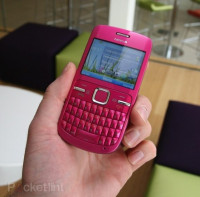 Pink Nokia  c3-00