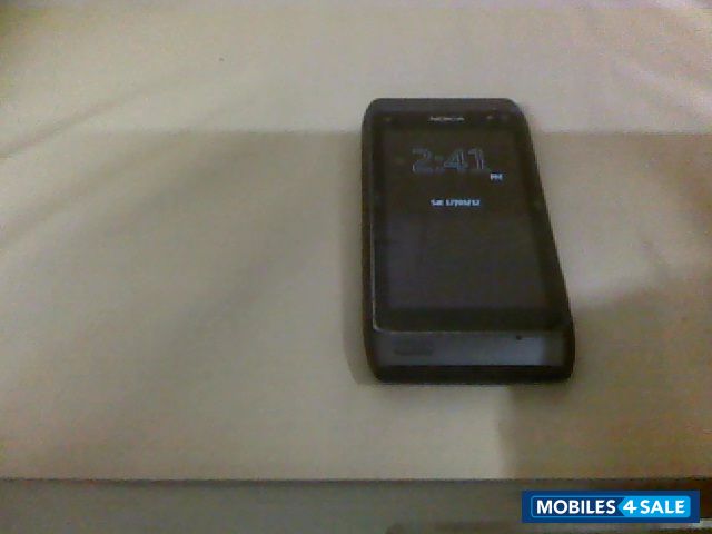 Black Nokia N8