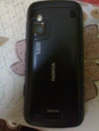 Black Nokia C6