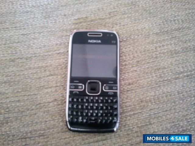 Black-silver Nokia E72