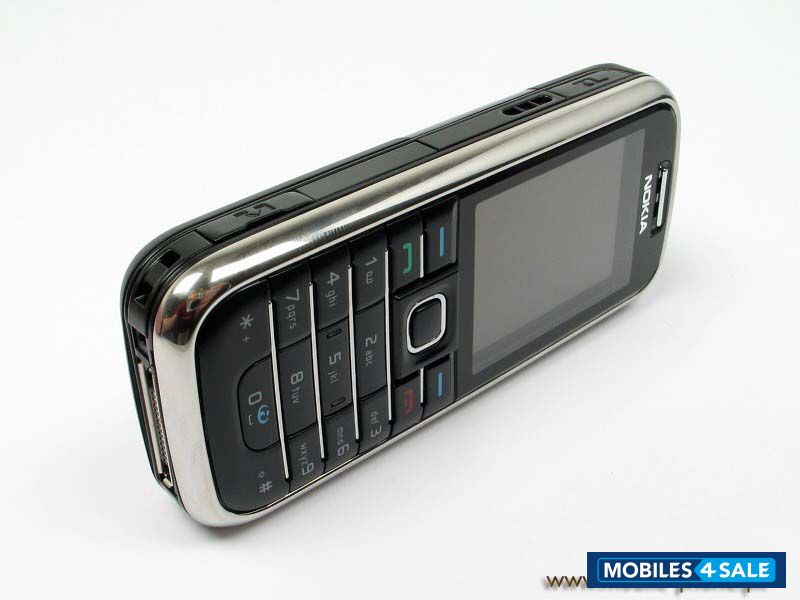 Black Nokia 6233