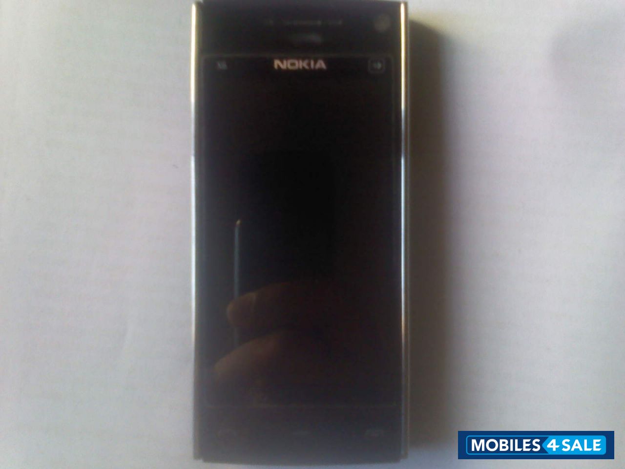 Black Nokia X6