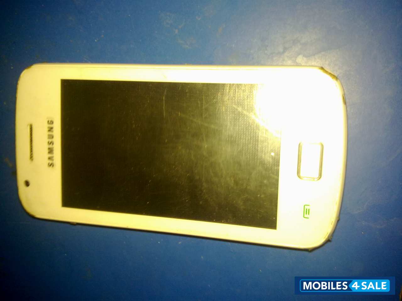 White Samsung B-series