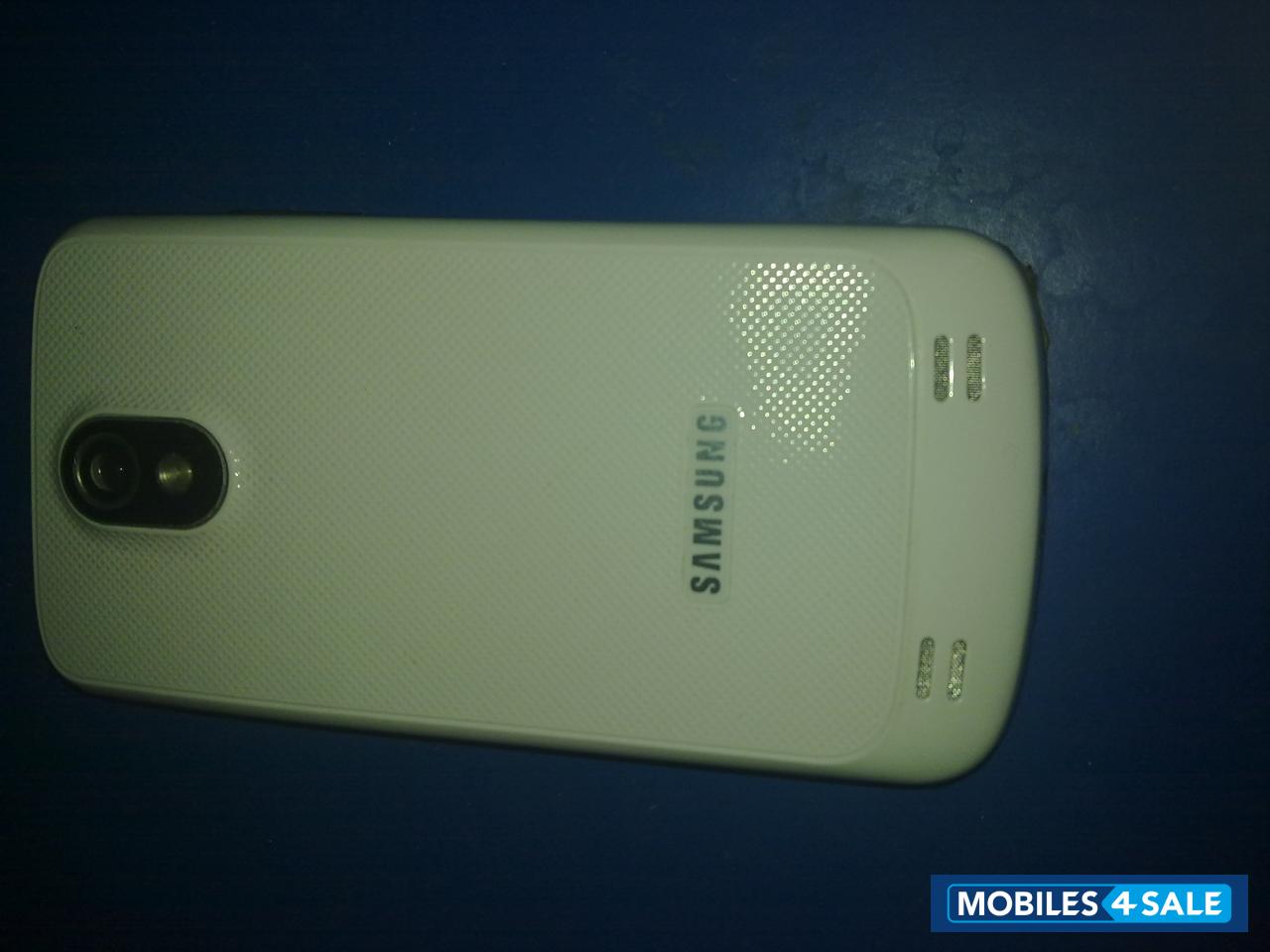 White Samsung B-series