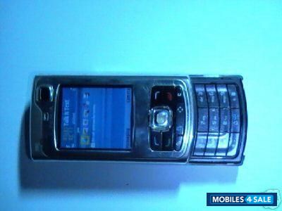 Black Nokia N80