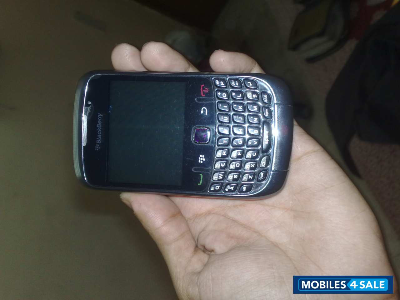 Black BlackBerry Curve 9300