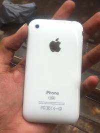 White Apple iPhone 3GS