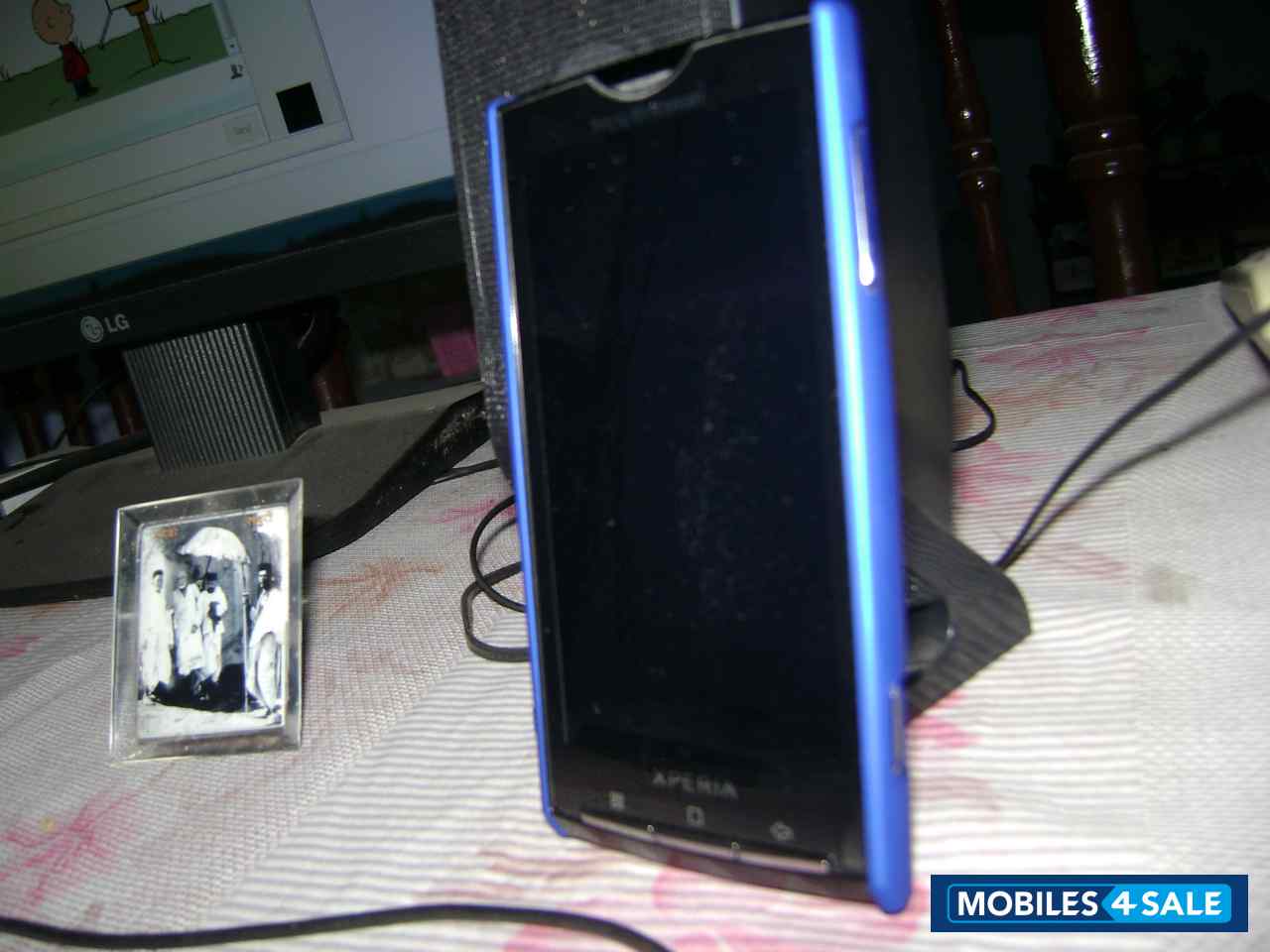 Black Sony Ericsson Xperia X10