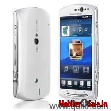 White Sony Ericsson Xperia neo V