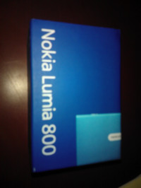 Black Nokia Lumia 800