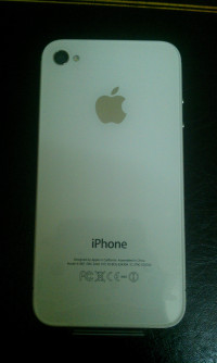 White Apple iPhone 4S