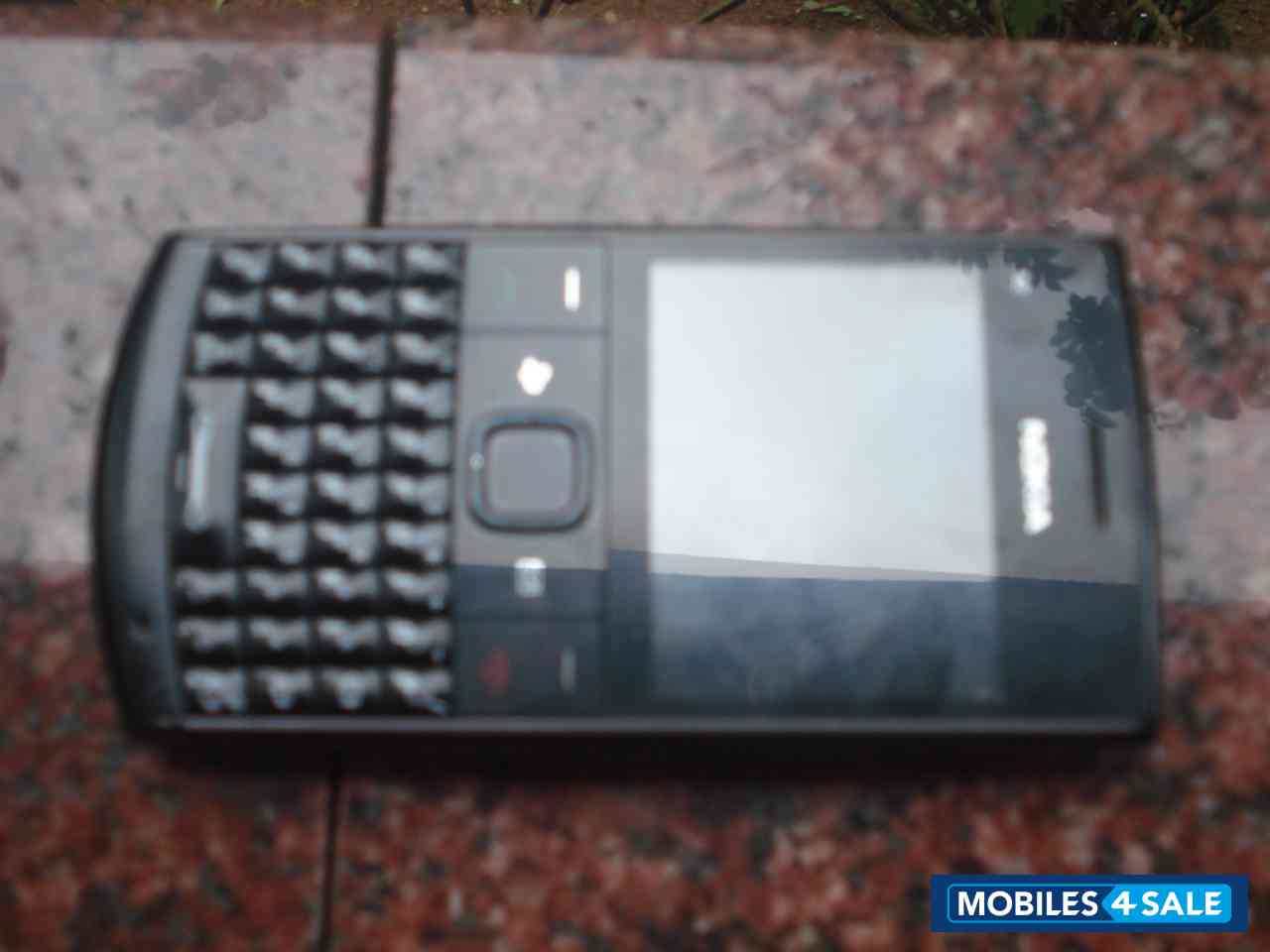 Black Nokia  x2-01