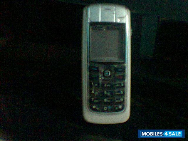 Silvery Grey With Black Sides Nokia 6020