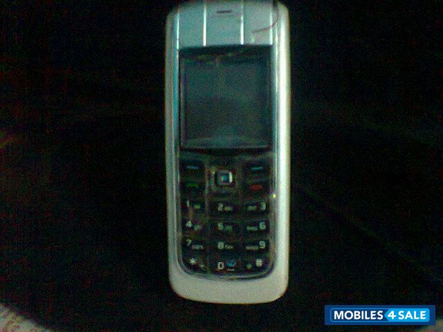 Silvery Grey With Black Sides Nokia 6020