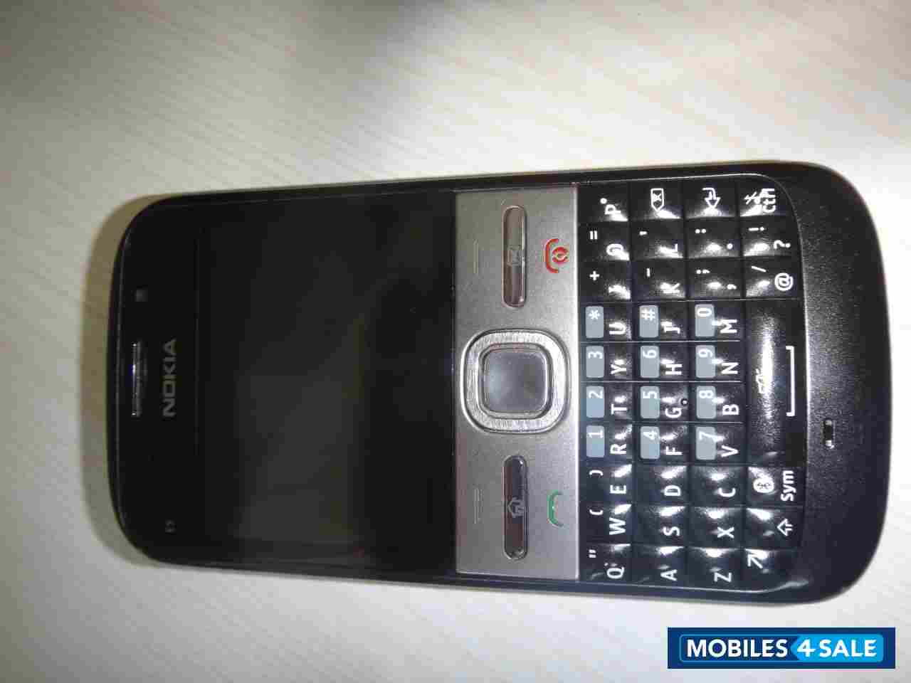 Black Nokia E5-00