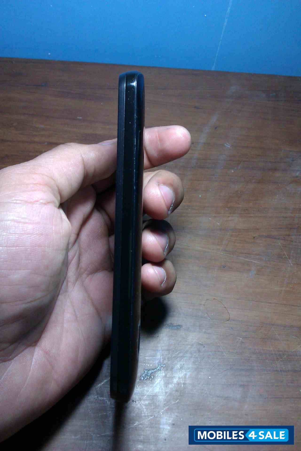 Black LG Optimus