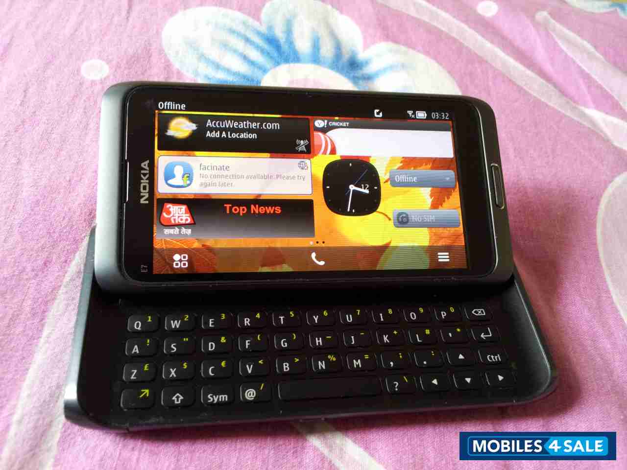 Black Nokia E7-00