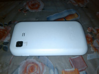 White Samsung  chat c3222