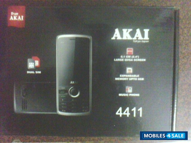 Black Akai  4411