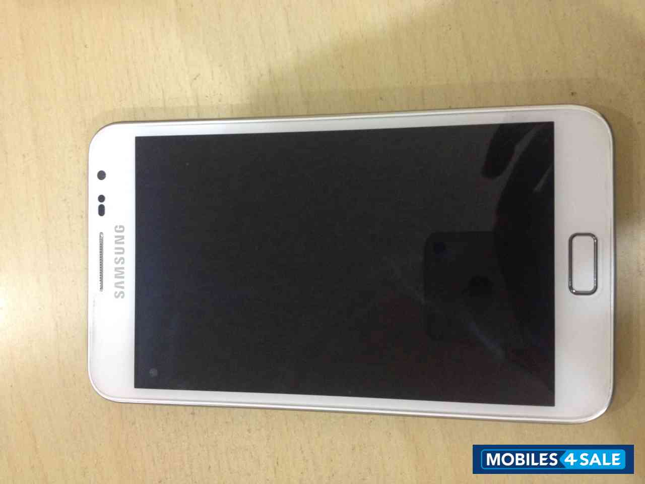 White Samsung  GALAXY NOTE N 7000