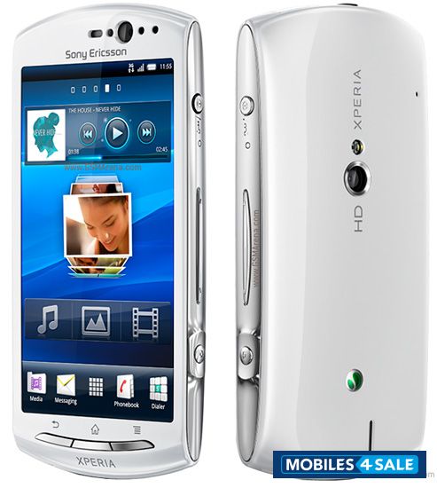 White Sony Ericsson Xperia neo V