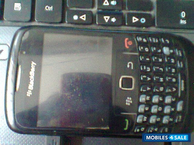 Black BlackBerry Curve 8520