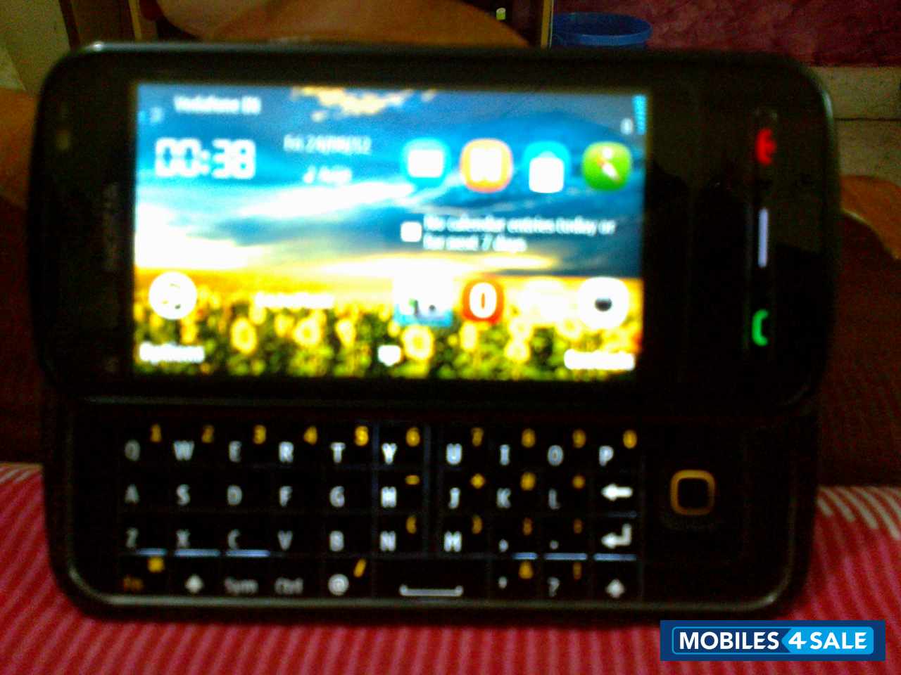 Black Nokia C6