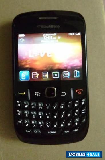 Black BlackBerry Curve 8520