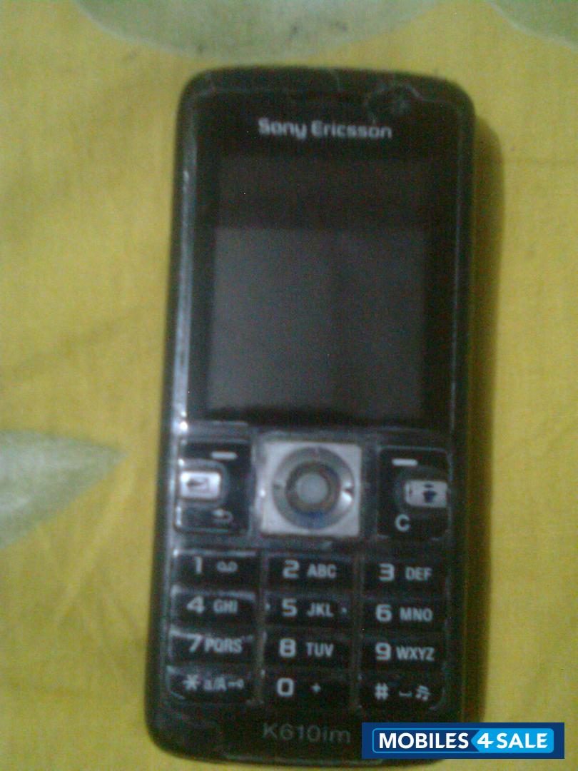 Black Sony Ericsson K610