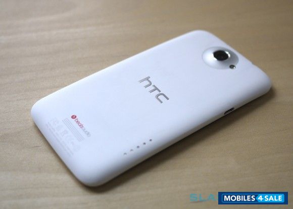 White HTC One X