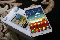 White Samsung Galaxy Note