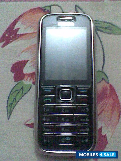 Black Nokia 6233