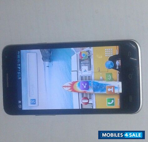 Black Samsung Galaxy Y