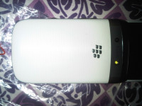 White BlackBerry Torch 9810