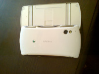 White Sony Ericsson Xperia PLAY