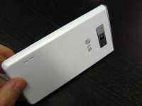 Pure White LG Optimus L7