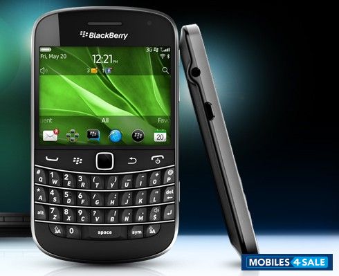 Black BlackBerry Bold 9900