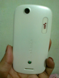 White Sony Ericsson W-series sony ericsson w 20 zylo