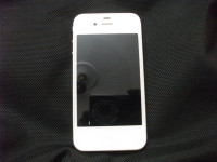 White Apple iPhone 4