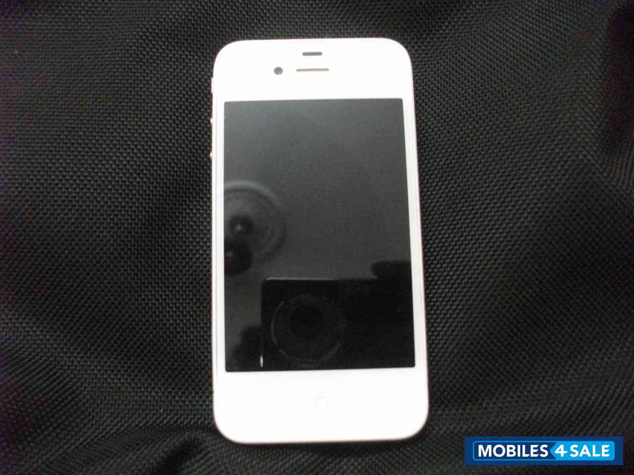 White Apple iPhone 4