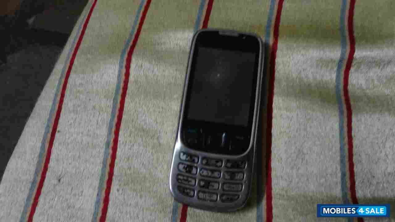 Silver Nokia 6303 classic