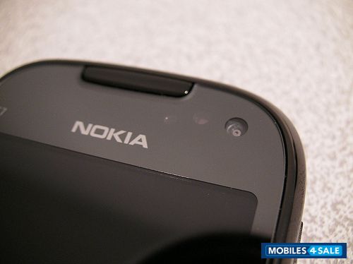 Charcoal Black Nokia C7