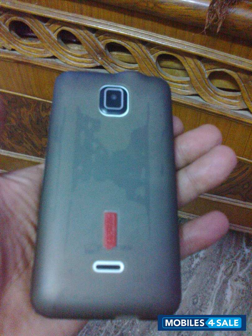 Black Micromax A87