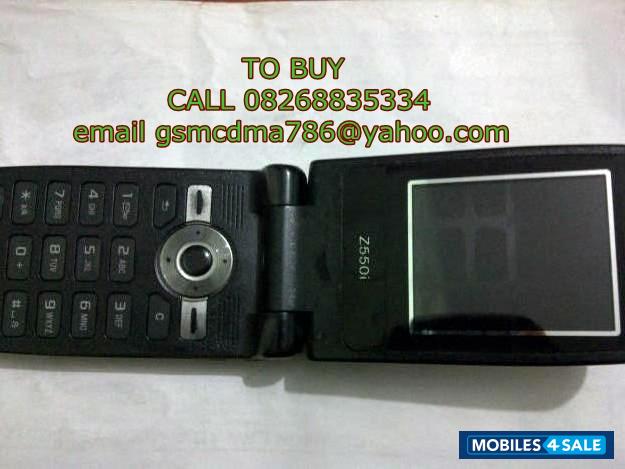 Silver Black Sony Ericsson Z550