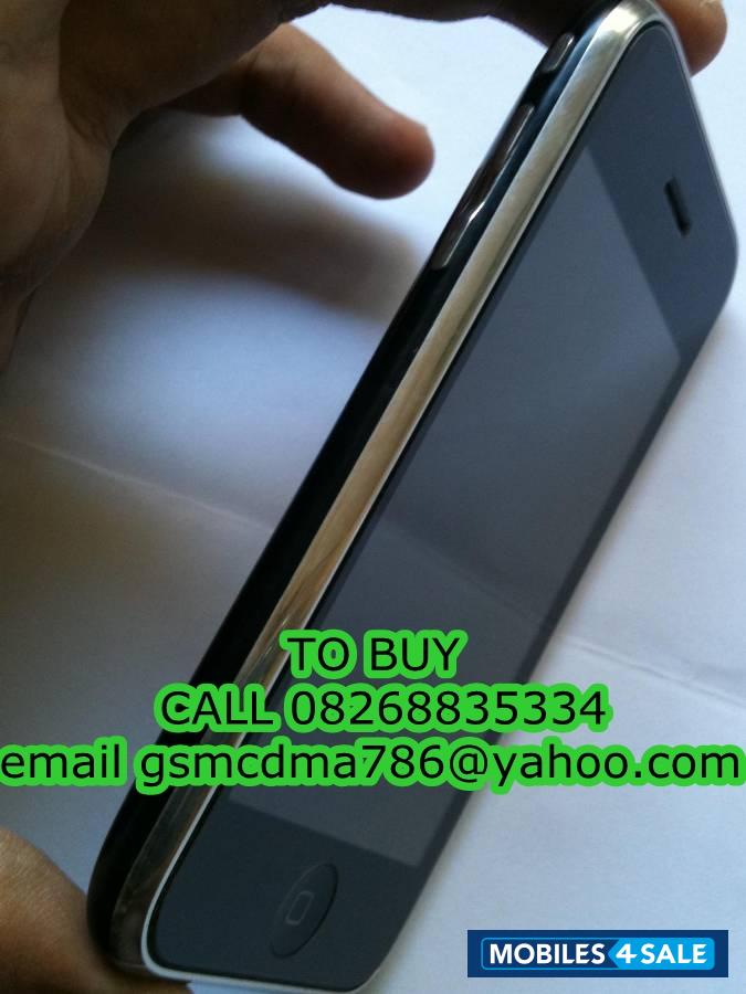 Black Apple iPhone 3GS