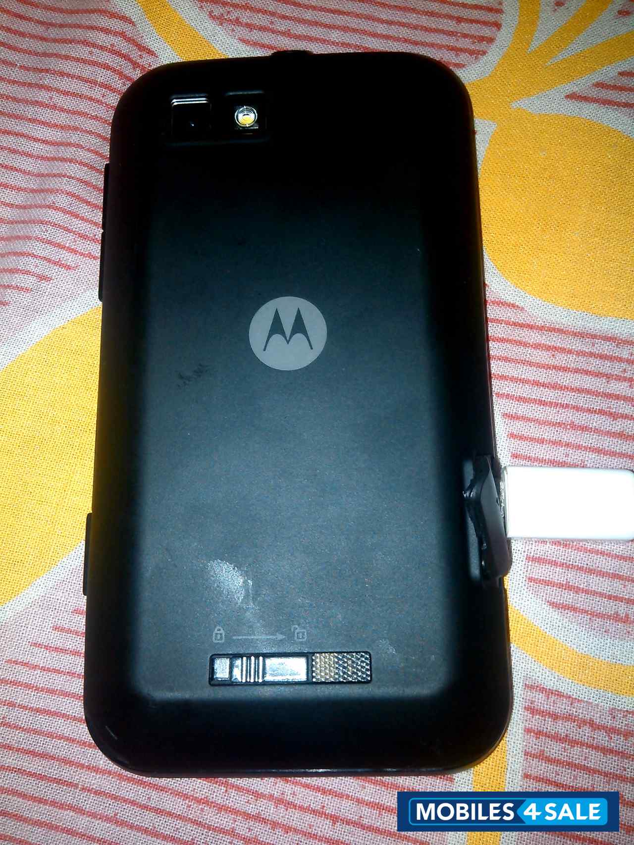 Black Motorola Defy XT