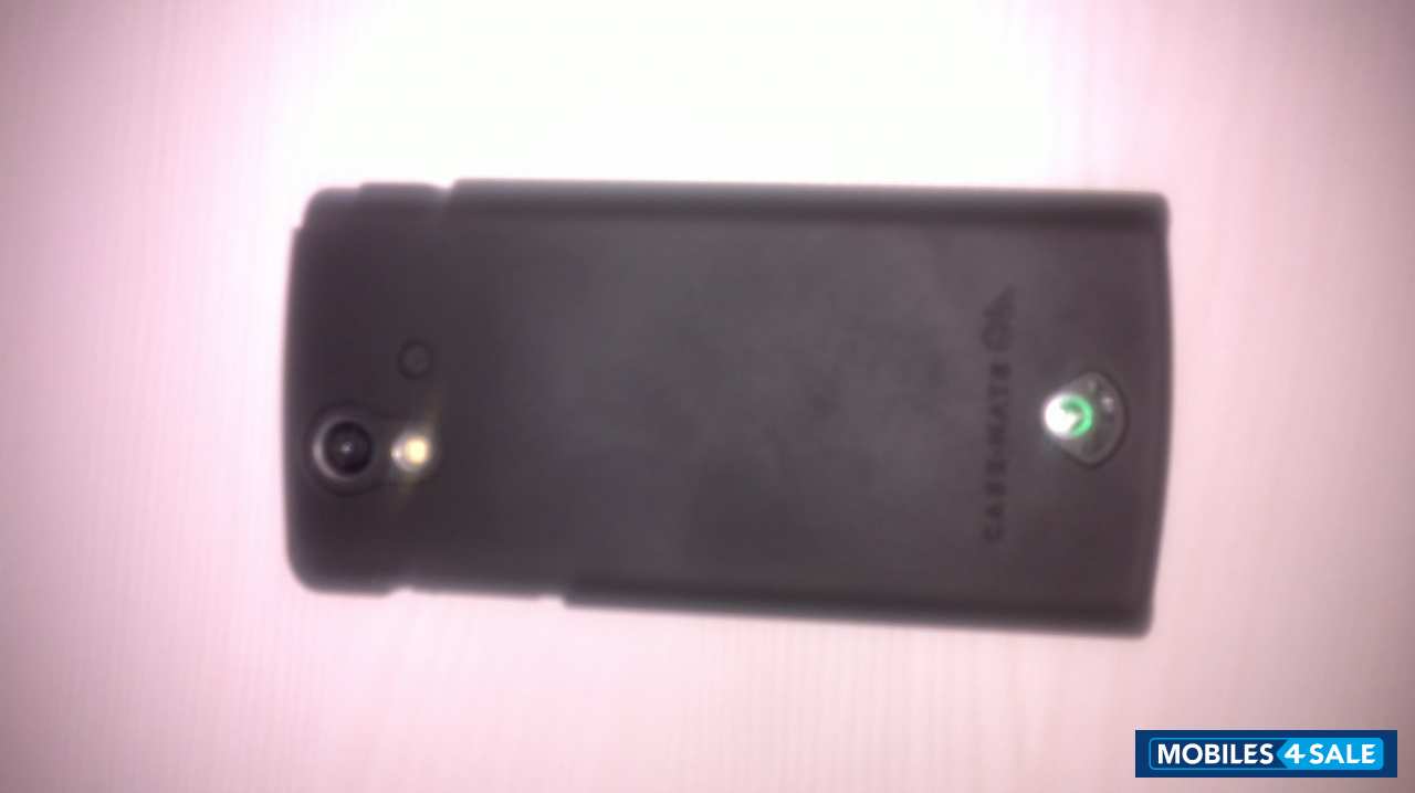 Black Sony Ericsson Xperia ray