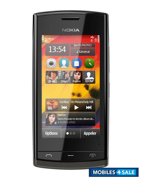 Black Nokia 500