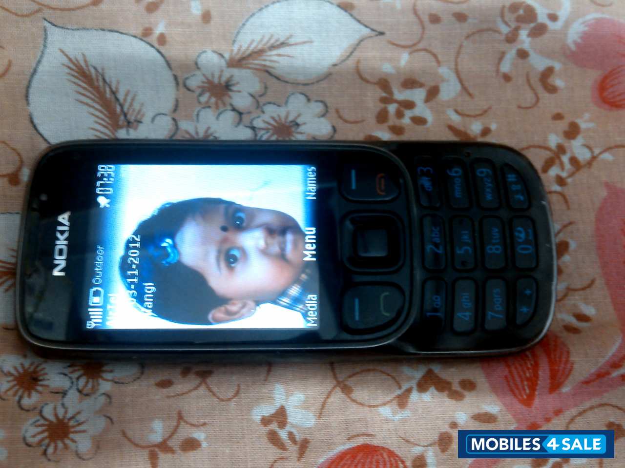 Black Nokia 6303 classic