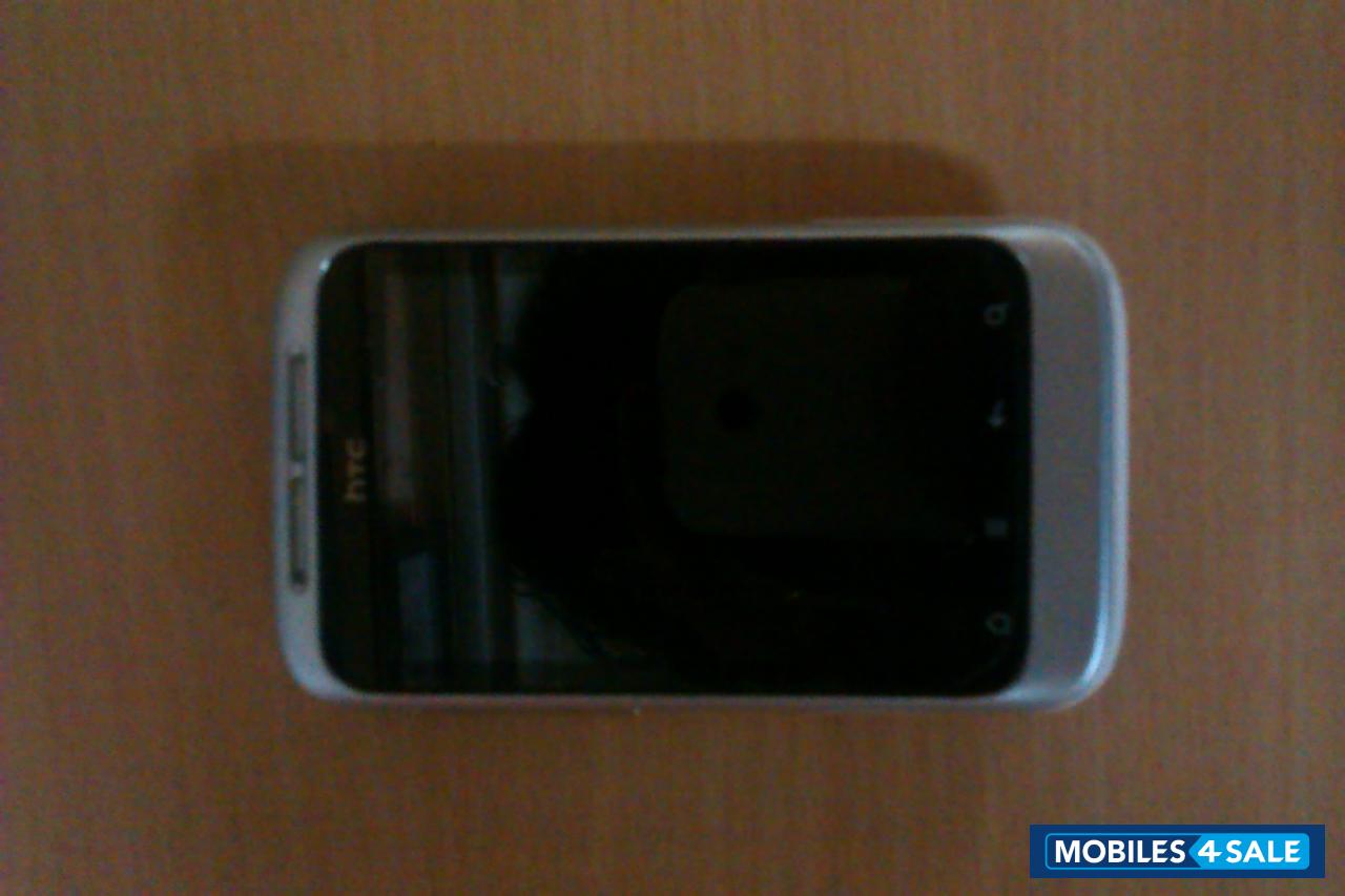 White HTC Wildfire S